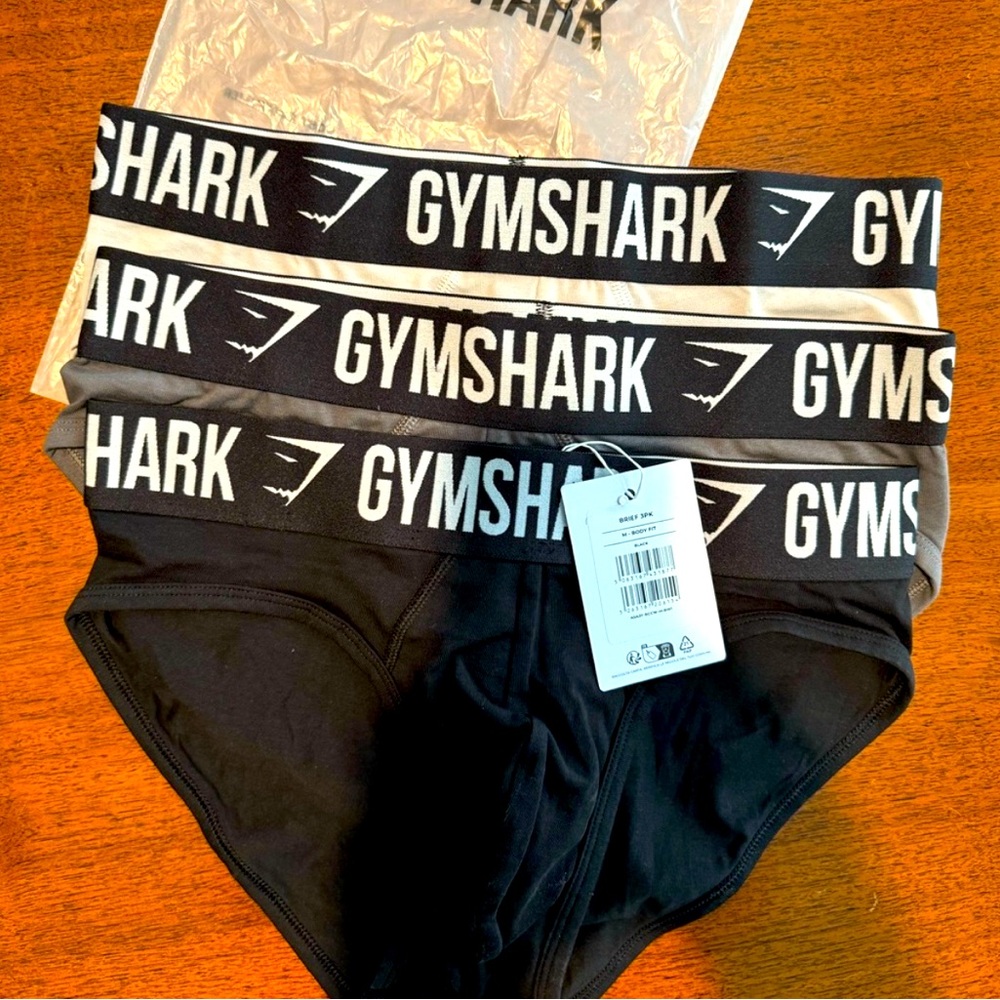 🔥NWT GYMSHARK BRIEFS 3-PACK / SIZE M 🔥